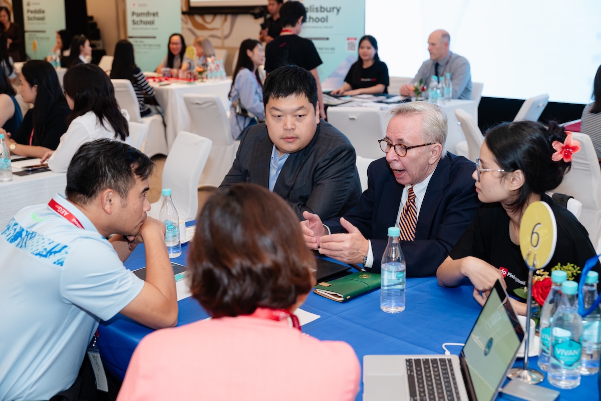 Triển lãm Du học THPT Mỹ 2025 11
